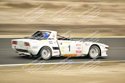 media/Jan-26-2025-CalClub SCCA (Sun) [[cfcea7df88]]/Group 5/Race/